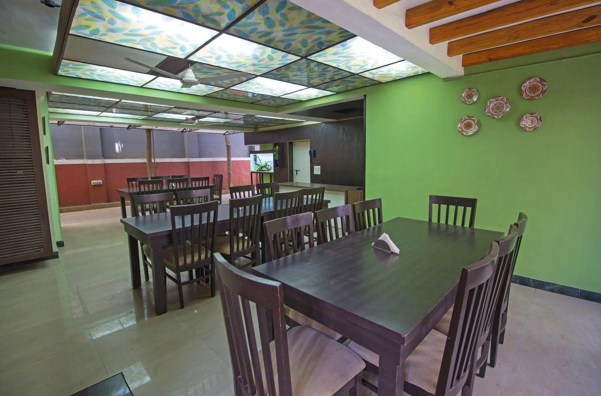 Fabexpress Silver In Viman Nagar Hotel 3*